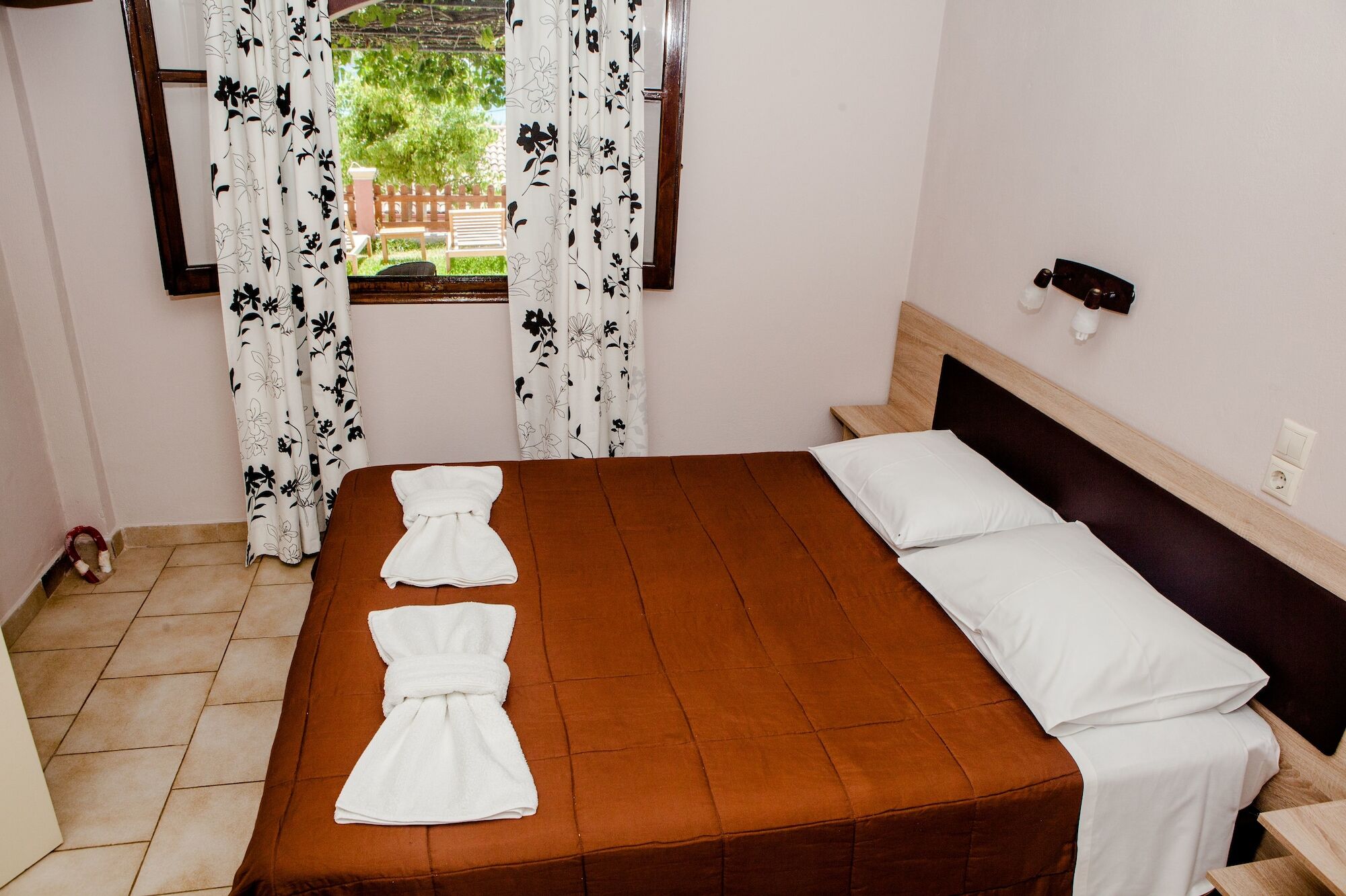 Eleana Apartments And Studios Agios Georgios (Corfu) Exterior foto